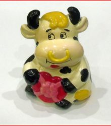 Ceramiczne krowy z kolekcji Renaty Sucheckiej